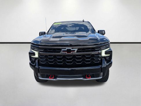 Used 2023 Chevrolet Silverado 1500 ZR2 w/ Technology Package AWD/4WD image 10
