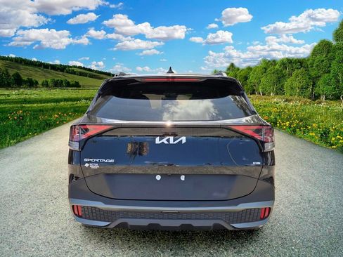 Used 2023 Kia Sportage X-Line w/ X-Line Premium Package AWD/4WD image 5