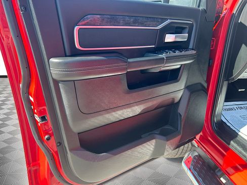 Used 2024 RAM 2500 Big Horn w/ Safety Group image 18