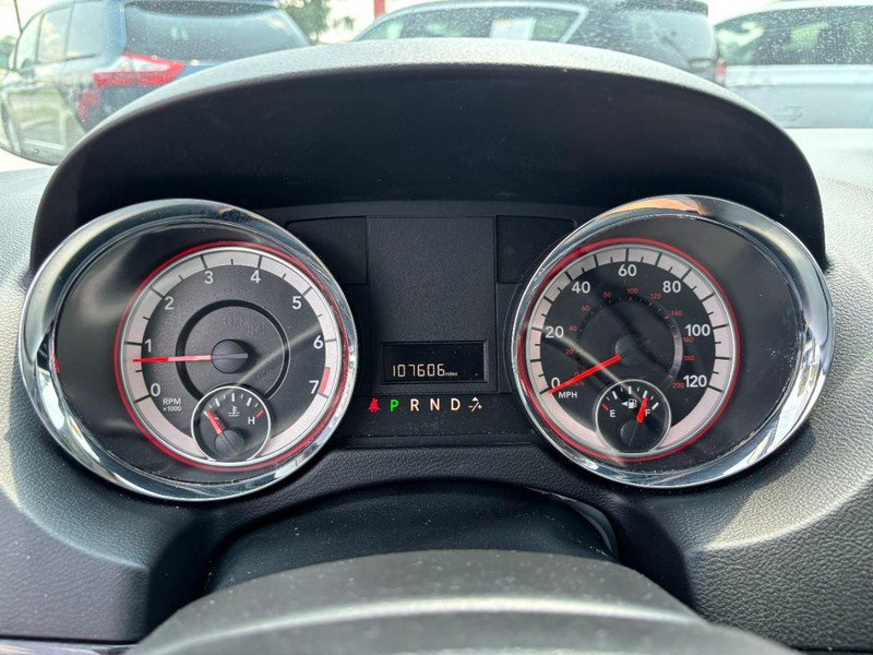 Used 2019 Dodge Grand Caravan SE FWD image 19