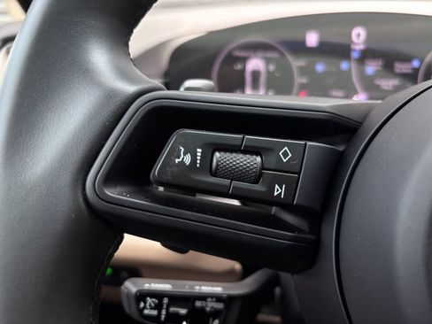 Certified 2026 Porsche Cayenne Coupe AWD/4WD image 16