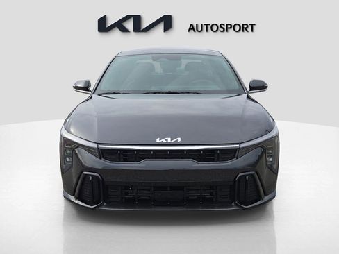 New 2025 Kia K4 GT-Line image 3
