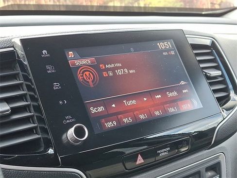 Used 2021 Honda Ridgeline Sport image 17