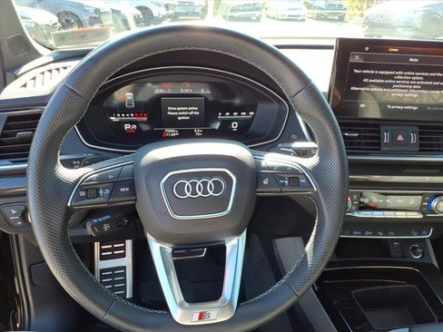 Used 2021 Audi SQ5 Prestige w/ Prestige Package image 15