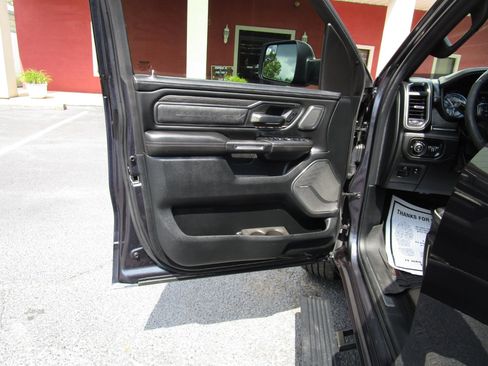 Used 2019 RAM 1500 Limited image 21