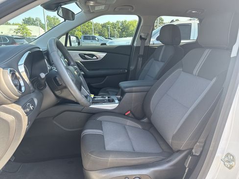 Used 2023 Chevrolet Blazer LT FWD image 16