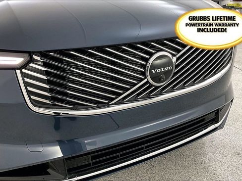 New 2026 Volvo XC90 T8 Plus w/ Protection Package Premier image 38