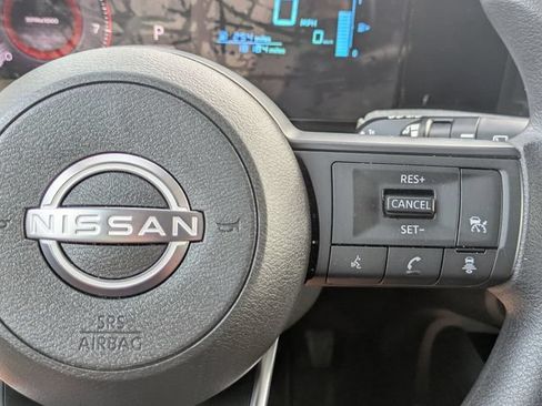 Used 2025 Nissan Kicks SV FWD image 21