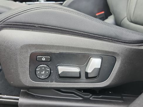 Used 2021 BMW X3 sDrive30i w/ M Sport Package image 10