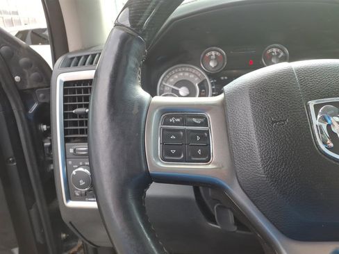 Used 2015 RAM 1500 Limited image 12