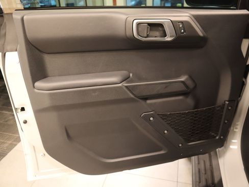 New 2026 Ford Bronco Outer Banks image 18