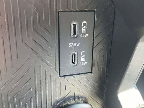 Used 2024 Toyota Tacoma TRD Off-Road image 25