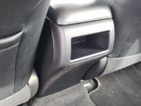 Used 2015 Toyota Camry SE image 42