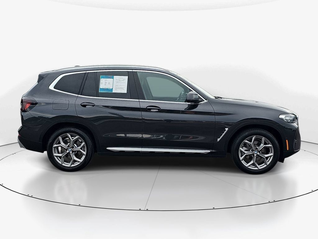 Used 2024 BMW X3 xDrive30i w/ Premium Package AWD/4WD image 5