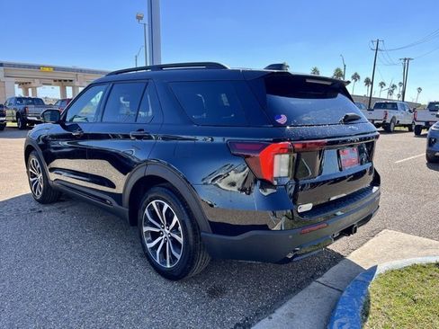 New 2026 Ford Explorer ST-Line image 5