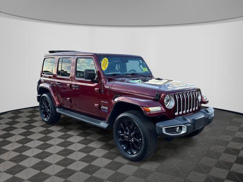 Used 2021 Jeep Wrangler Unlimited Sahara w/ Cold Weather Group AWD/4WD image 3