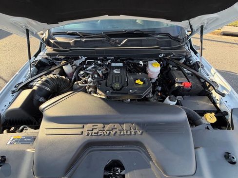Used 2025 RAM 3500 Tradesman w/ Chrome Appearance Group image 16