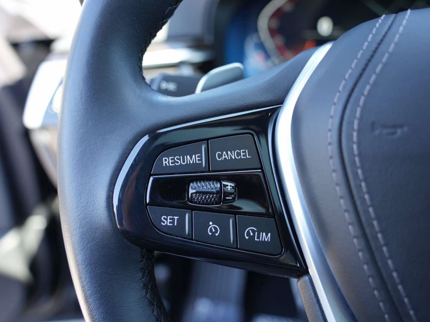 Used 2023 BMW 530i w/ Convenience Package RWD image 14