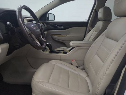 Used 2019 GMC Acadia Denali FWD image 17