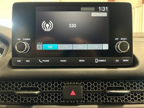 Certified 2025 Honda HR-V Sport image 31