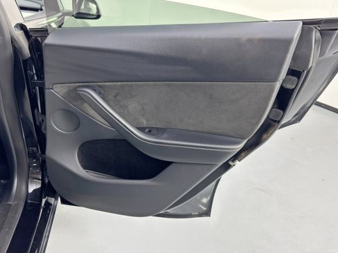 Used 2023 Tesla Model Y Long Range image 49