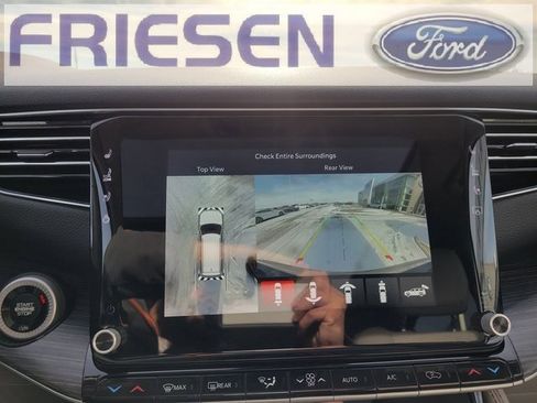 Used 2023 Jeep Wagoneer L Series III w/ Premium Group I image 22