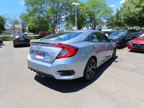 Used 2019 Honda Civic Sport image 4