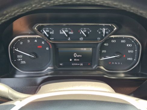 Used 2021 GMC Sierra 1500 Elevation w/ X31 Off-Road Package AWD/4WD image 18