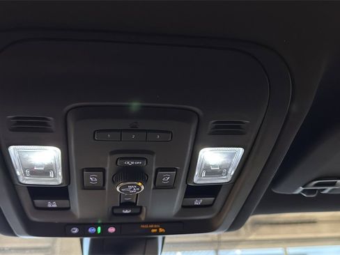 Used 2021 GMC Yukon AT4 w/ AT4 Premium Plus Package image 38