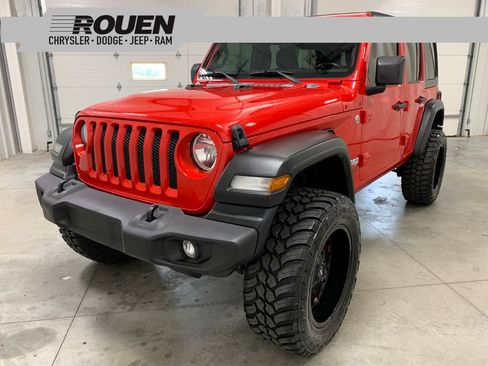 Used 2020 Jeep Wrangler Unlimited Sport S AWD/4WD image 1