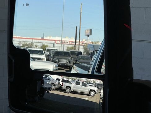 Used 2021 Chevrolet Silverado 2500 LTZ w/ LTZ Plus Package image 42