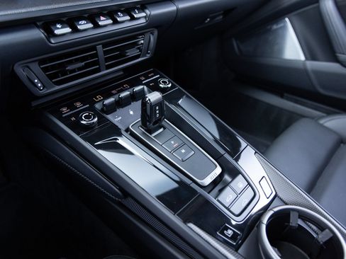 Certified 2025 Porsche 911 Carrera GTS RWD image 18
