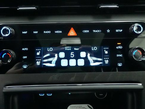 New 2026 Genesis GV80 3.5T Prestige AWD/4WD image 38