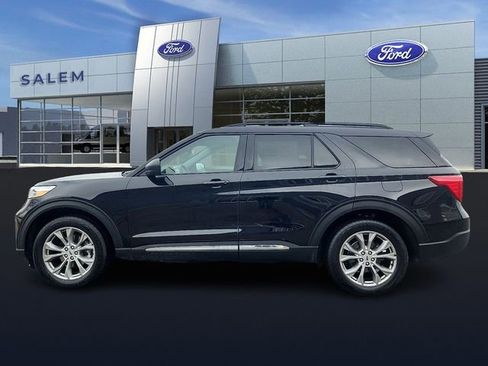 Certified 2023 Ford Explorer XLT w/ Equipment Group 202A AWD/4WD image 5