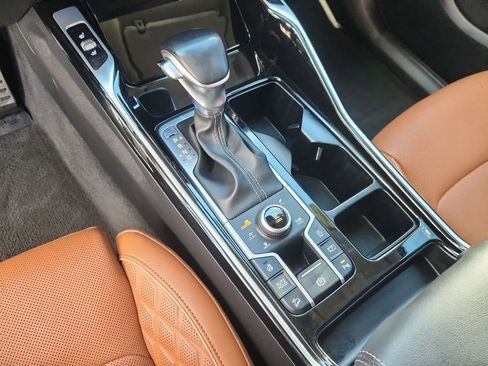Used 2023 Kia Sorento SX Prestige image 24