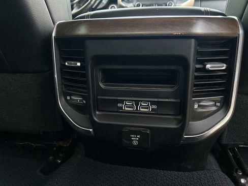 Used 2022 RAM 3500 Laramie AWD/4WD image 15