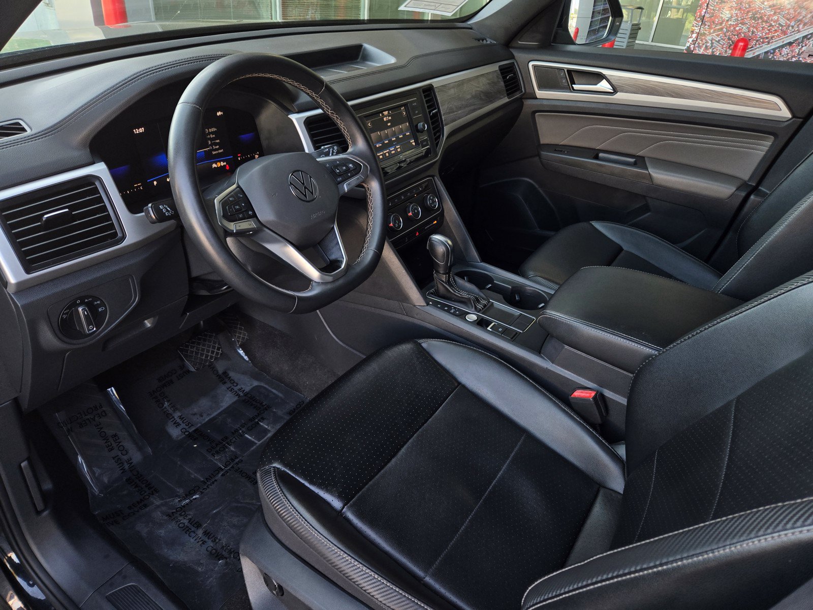 Used 2022 Volkswagen Atlas Cross Sport SE FWD image 8