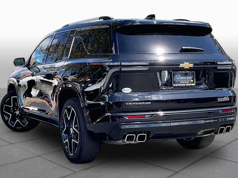 Used 2025 Chevrolet Traverse High Country w/ LPO, Floor Liner Package FWD image 22