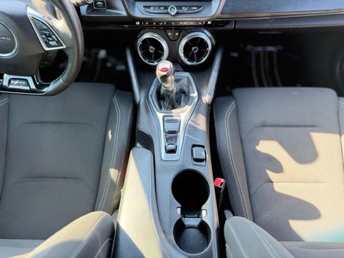 Used 2017 Chevrolet Camaro SS RWD image 20