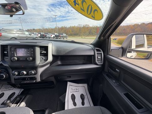 Used 2024 RAM 2500 Tradesman image 33