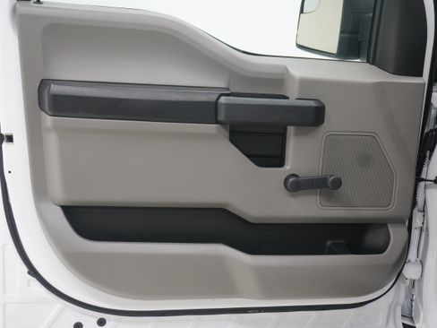 Used 2018 Ford F150 XL RWD image 14