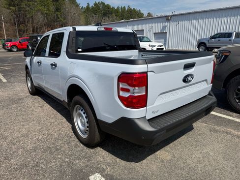 Used 2025 Ford Maverick XL w/ Equipment Group 102A image 5