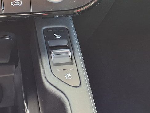 Used 2025 Kia Telluride SX X-Line AWD/4WD image 18