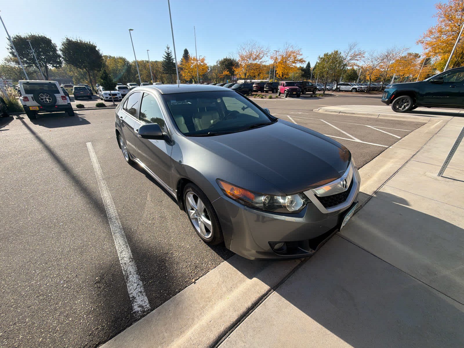 Used 2010 Acura TSX Sedan FWD image 2