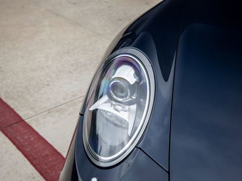 Certified 2015 Porsche 911 GT3 image 20