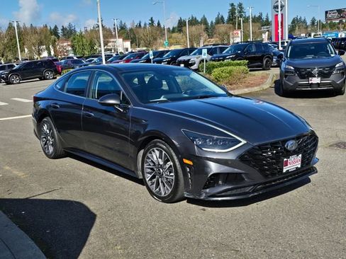Used 2020 Hyundai Sonata Limited image 4
