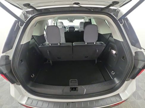 Certified 2025 Ford Explorer Active w/ Active Comfort Package image 17