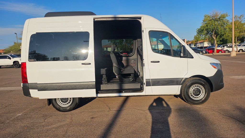 Used 2024 Mercedes-Benz Sprinter 2500 image 19