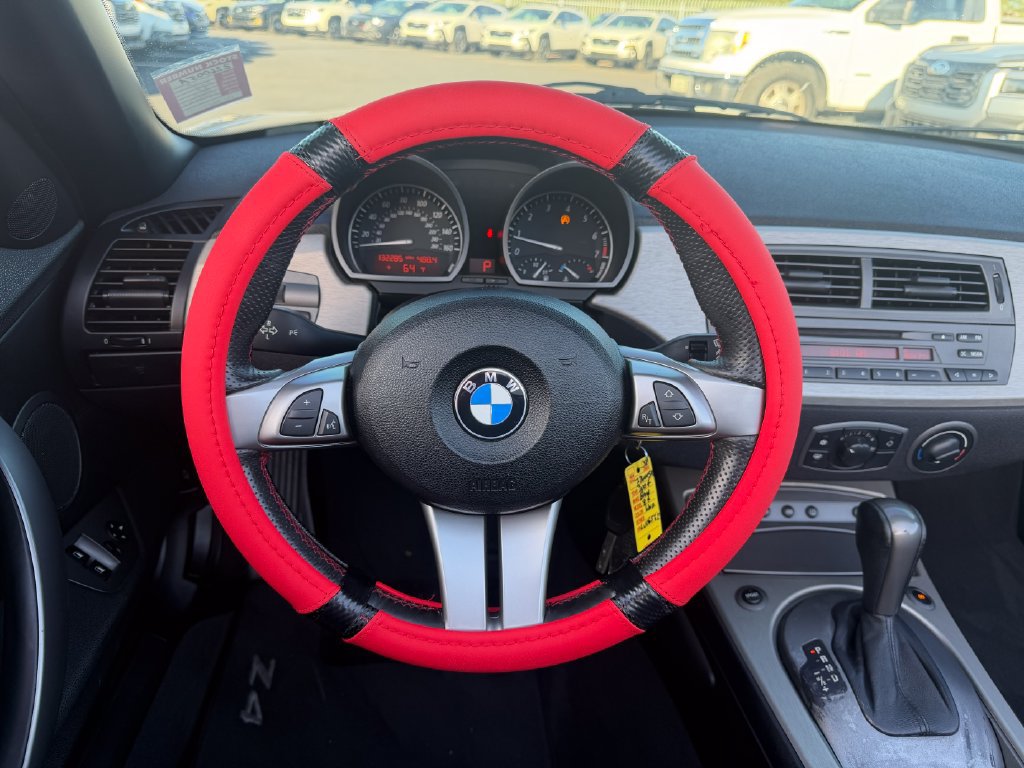 Used 2004 BMW Z4 3.0i RWD image 6