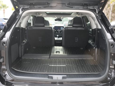 Certified 2021 Toyota Highlander Platinum image 20